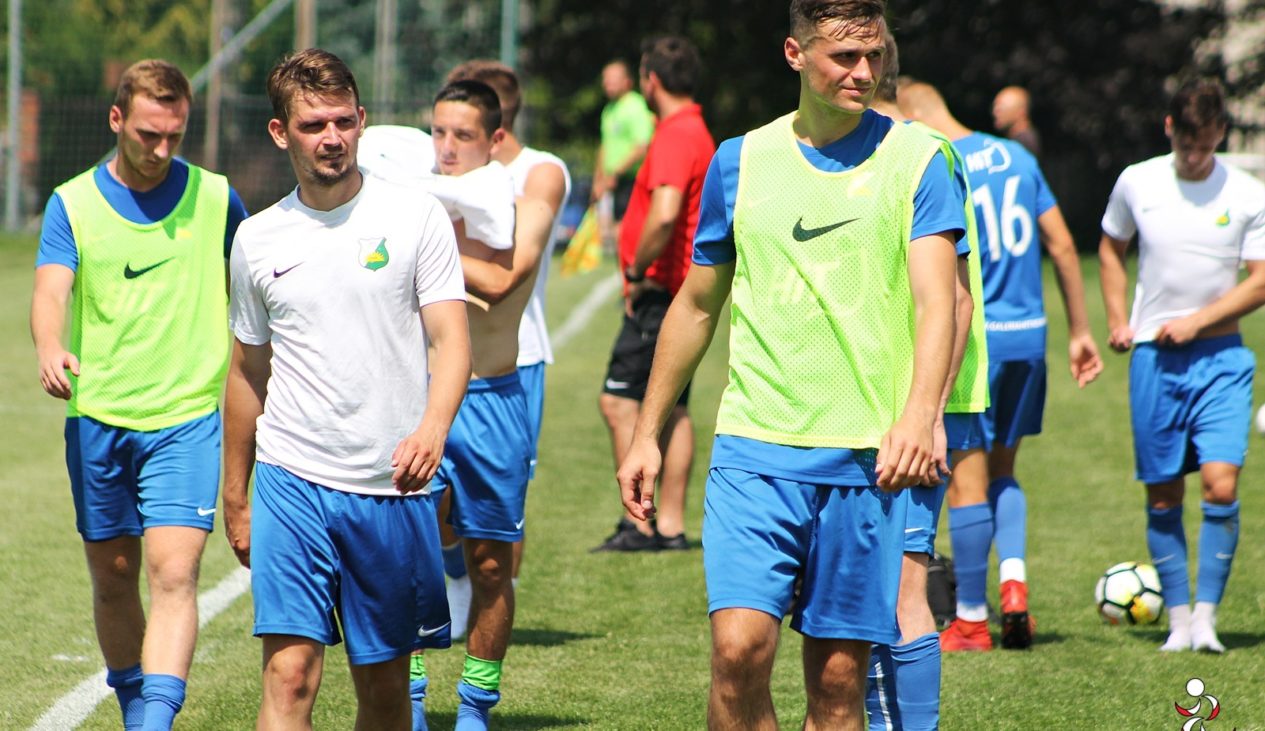 Sparing 5: Pogoń Grodzisk Maz. – MKS Świt 1:0