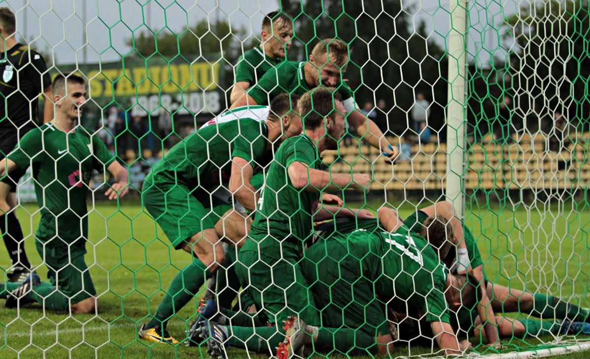 Zabójcza kontra! Świt – Pelikan Łowicz 1:0