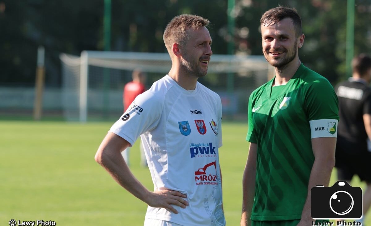 Na koniec derbowe zwycięstwo! Świt wiceliderem! | Legionovia – Świt 1:2