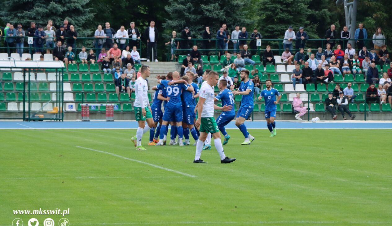 1. kol. | Warta Sieradz – Świt 1:2 (0:1)