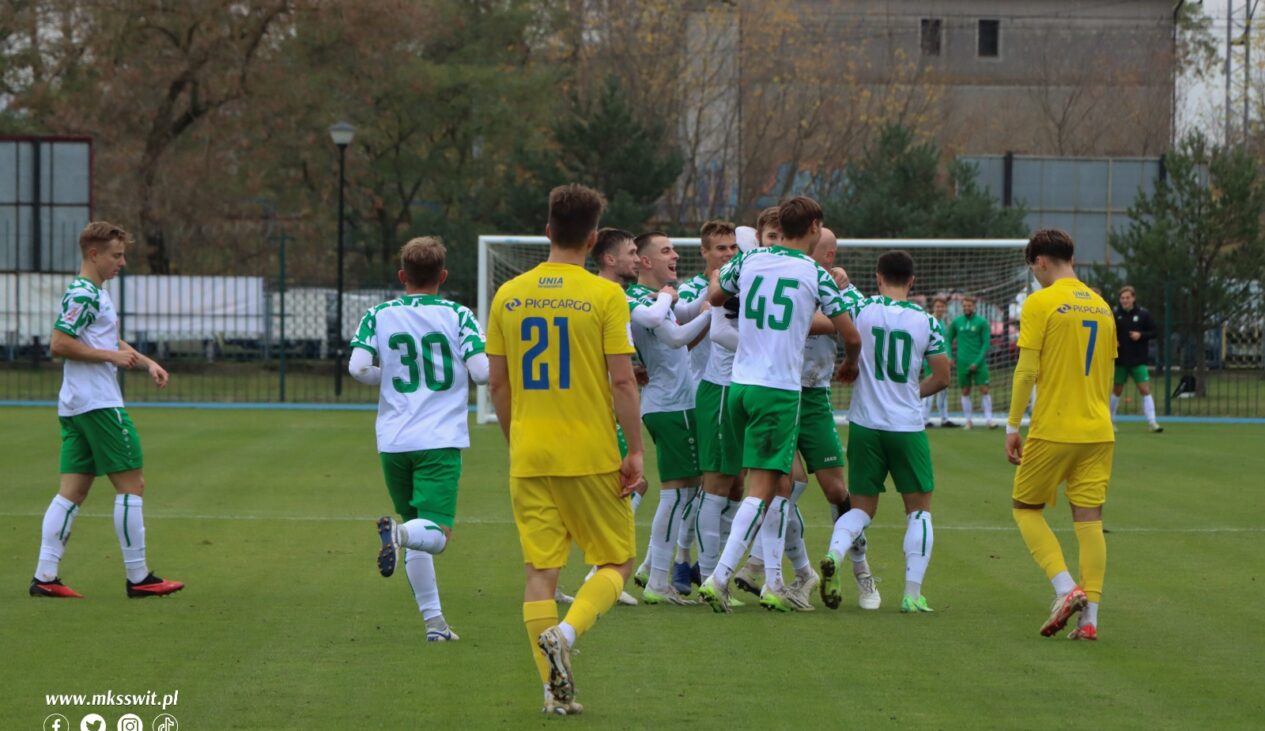 14 kol. | Świt – Unia Skierniewice 1:1 (1:1) [zdjęcia]